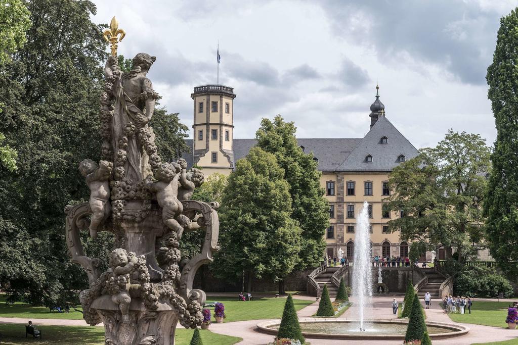 Hotel Maritim Am Schlossgarten 4*
