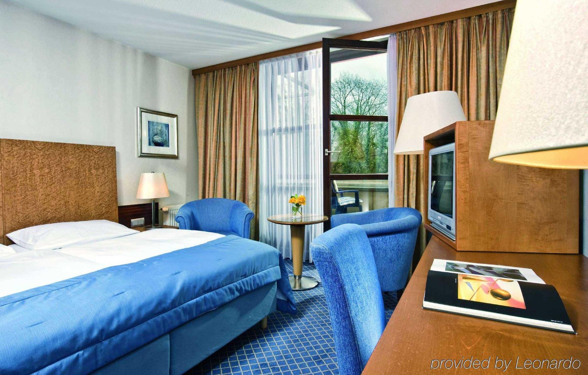 Maritim Am Schlossgarten 4*